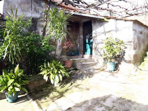 Moradia T3 Venda em Lustosa e Barrosas (Santo Estêvão),Lousada