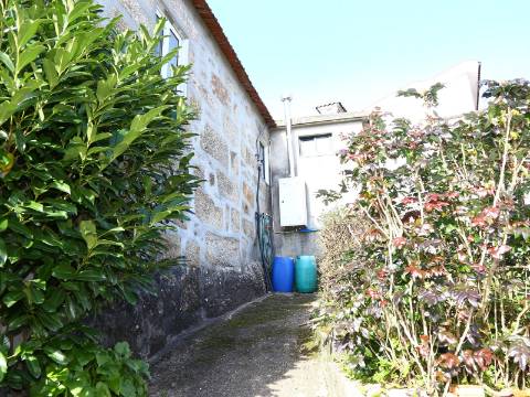 Moradia T3 Venda em Lustosa e Barrosas (Santo Estêvão),Lousada