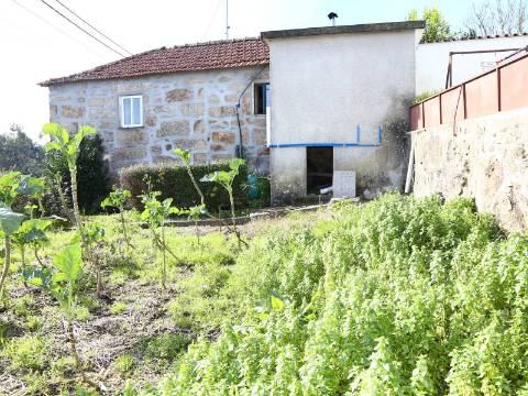 Moradia T3 Venda em Lustosa e Barrosas (Santo Estêvão),Lousada