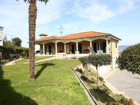 Moradia Isolada T3 Venda em Roriz,Santo Tirso