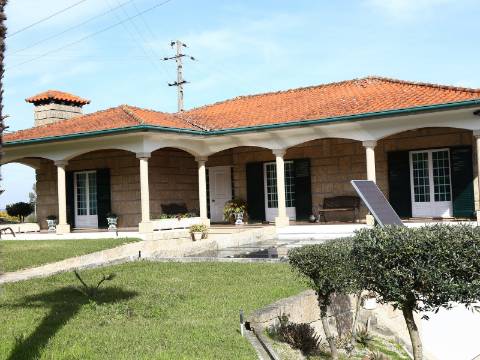 Moradia Isolada T3 Venda em Roriz,Santo Tirso