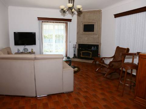 Moradia Isolada T3 Venda em Roriz,Santo Tirso