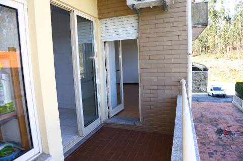 Apartamento T2 Venda em Lustosa e Barrosas (Santo Estêvão),Lousada