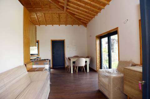 Moradia Isolada T2 Venda em Lustosa e Barrosas (Santo Estêvão),Lousada