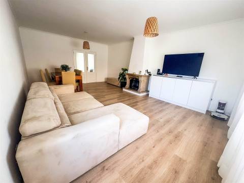 Apartamento T3 Venda em Lustosa e Barrosas (Santo Estêvão),Lousada