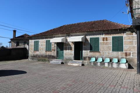 Café  Venda em Lustosa e Barrosas (Santo Estêvão),Lousada