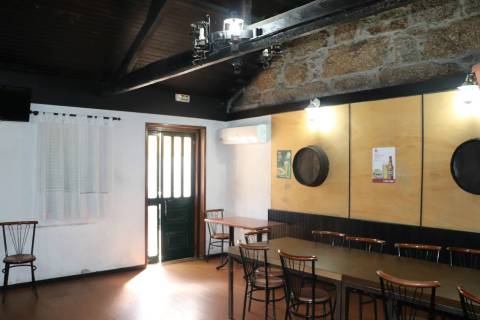 Café  Venda em Lustosa e Barrosas (Santo Estêvão),Lousada