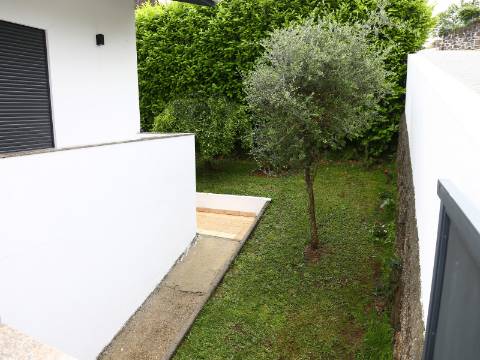 Moradia T3+2 Venda em Vilarinho,Santo Tirso