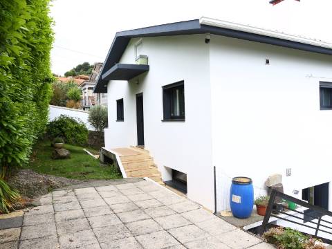 Moradia T3+2 Venda em Vilarinho,Santo Tirso