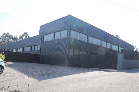 Fábrica/Indústria  Venda em Lustosa e Barrosas (Santo Estêvão),Lousada
