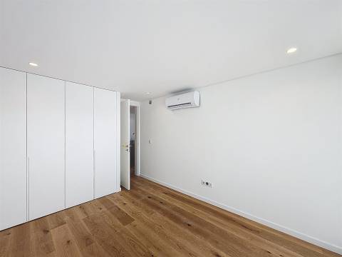 Apartamento T1+1 no centro da cidade