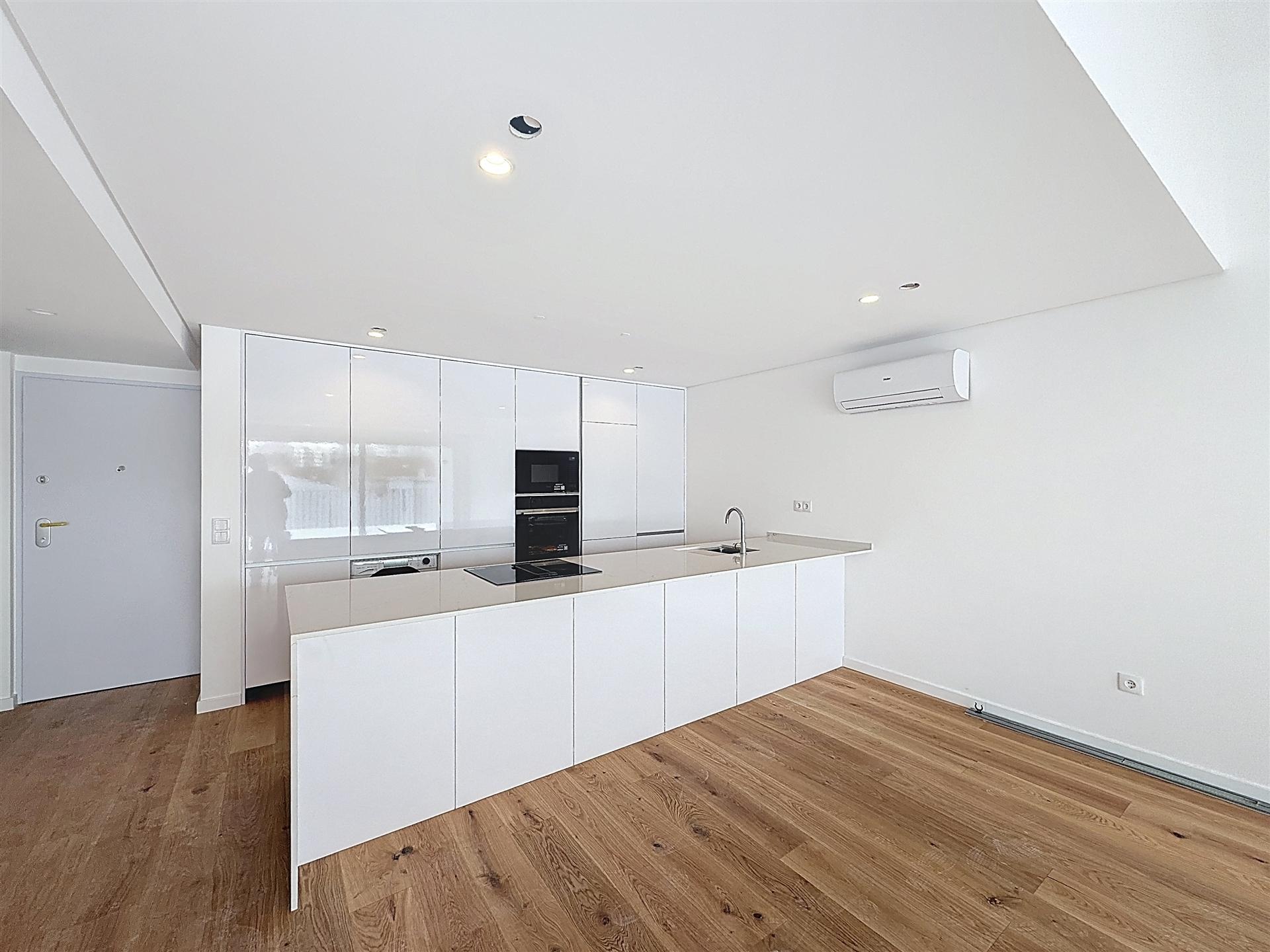 Apartamento T1+1 no centro da cidade