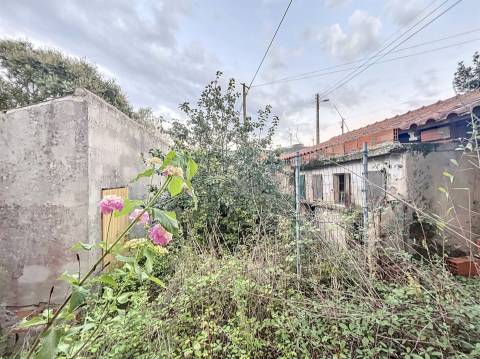 Conjunto de casas rústicas para reabilitar