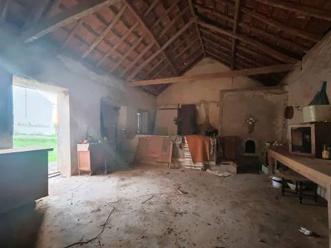 Conjunto de casas rústicas para reabilitar