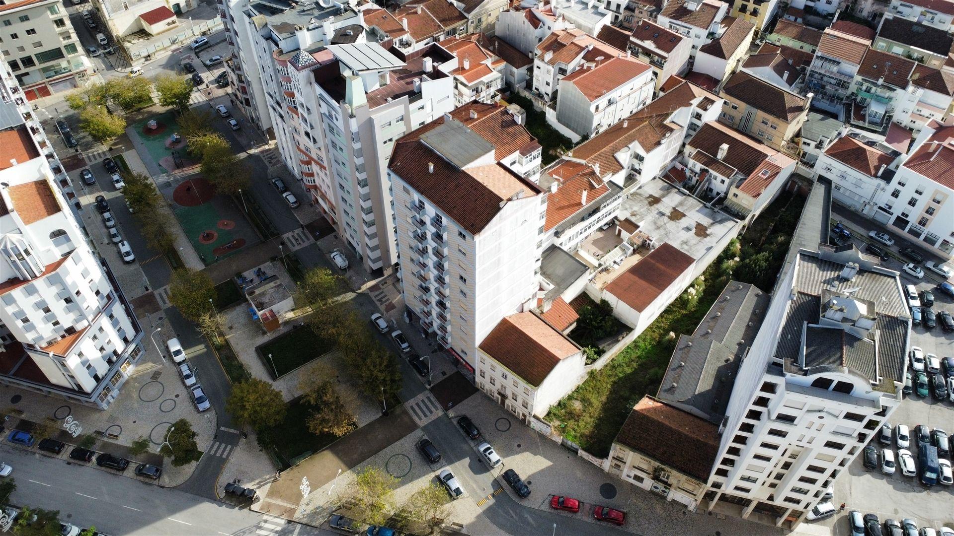Lote urbano com PIP aprovado – Prédio de 10 apartamentos e loja