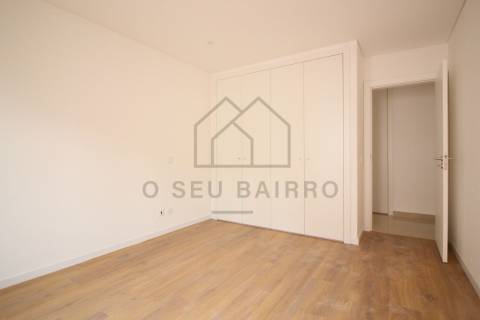 Apartamento T3 com sótão