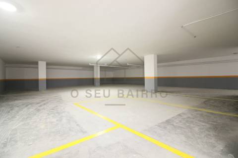 Apartamento T3 com sótão