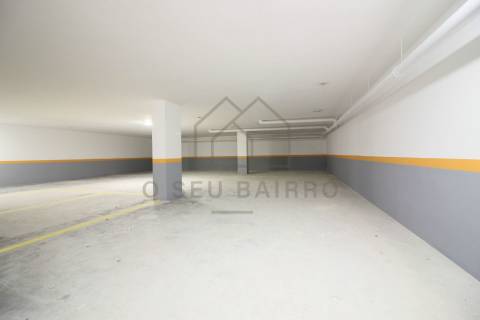Apartamento T3 com sótão