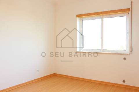 Apartamento T3 Arrendamento em Caldas da Rainha - Santo Onofre e Serra do Bouro,Caldas da Rainha