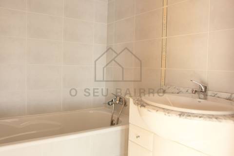 Apartamento T3 Arrendamento em Caldas da Rainha - Santo Onofre e Serra do Bouro,Caldas da Rainha