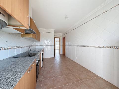 Apartamento T3 Arrendamento em Caldas da Rainha - Santo Onofre e Serra do Bouro,Caldas da Rainha