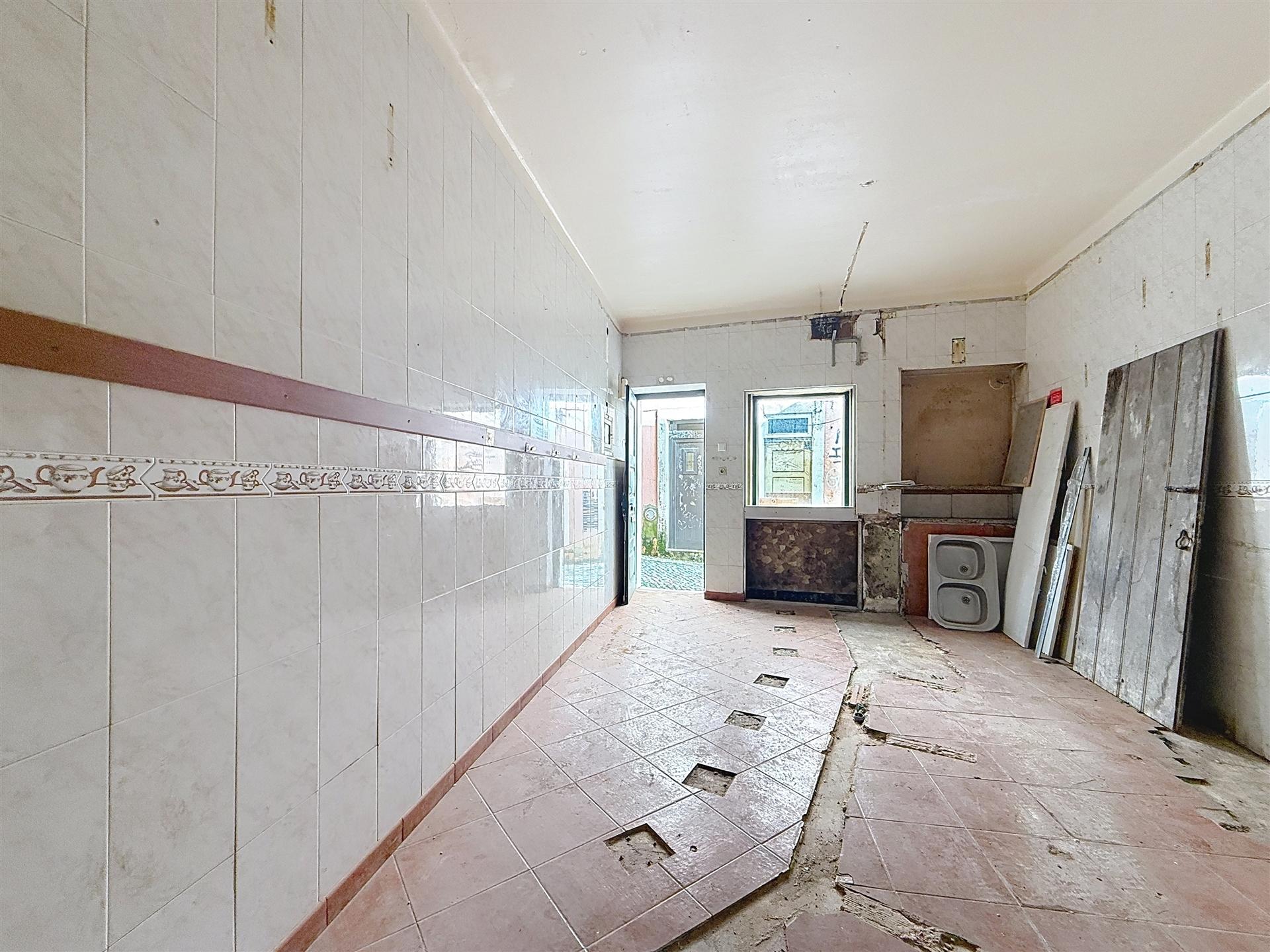 Comércio para conversão em habitação – Zona Histórica