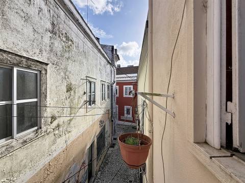 Comércio para conversão em habitação – Zona Histórica