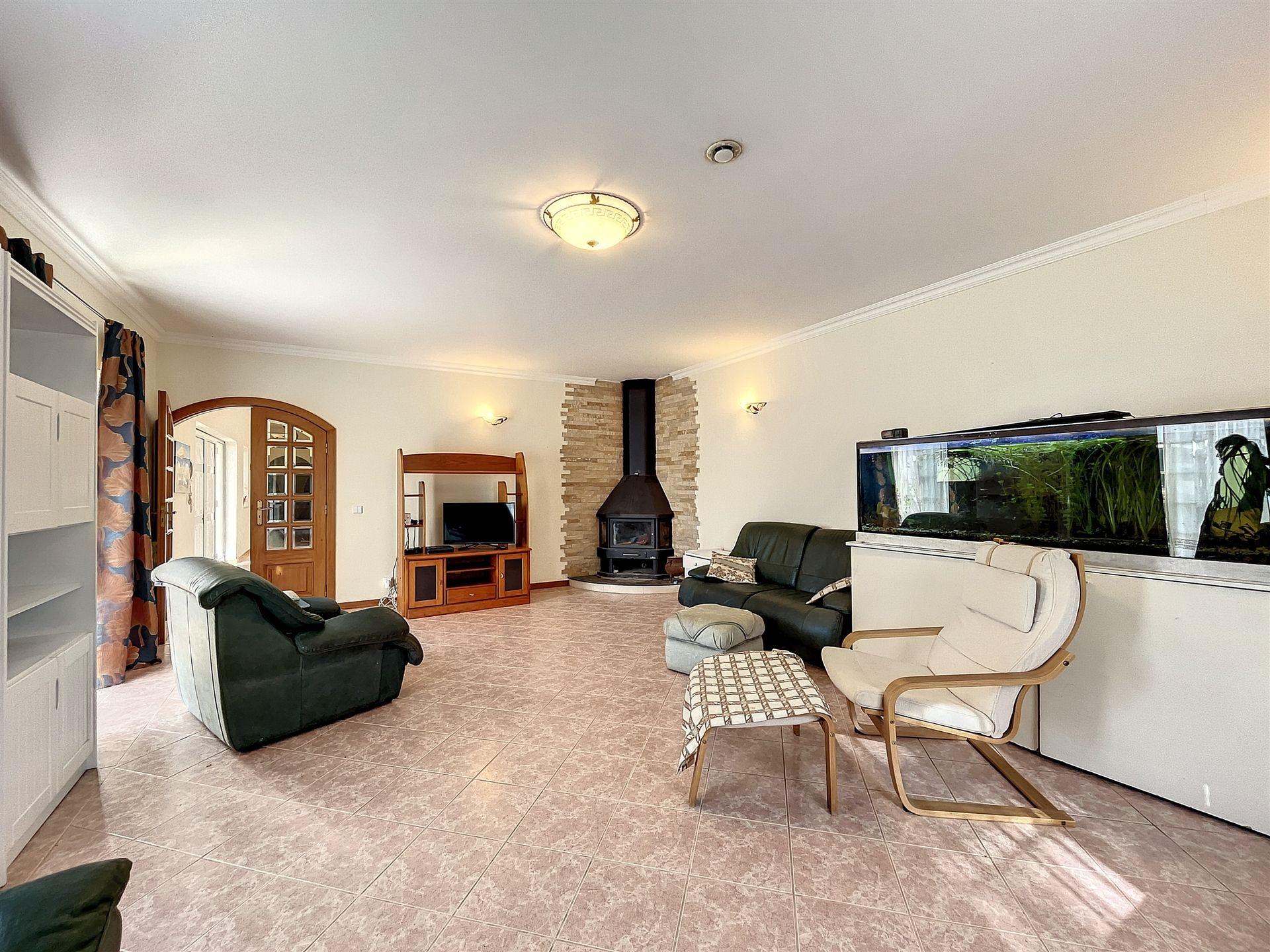 Moradia T4 Arrendamento em Nadadouro,Caldas da Rainha