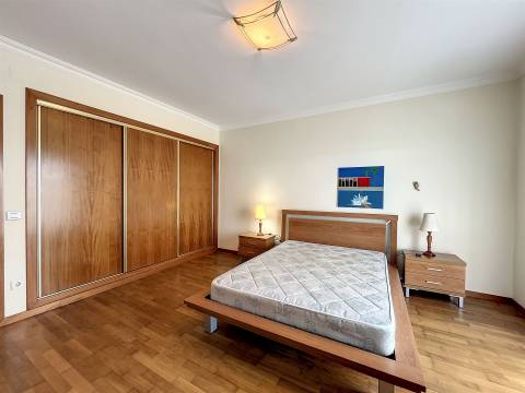 Moradia T4 Arrendamento em Nadadouro,Caldas da Rainha