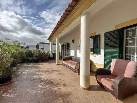 Moradia T4 Arrendamento em Nadadouro,Caldas da Rainha