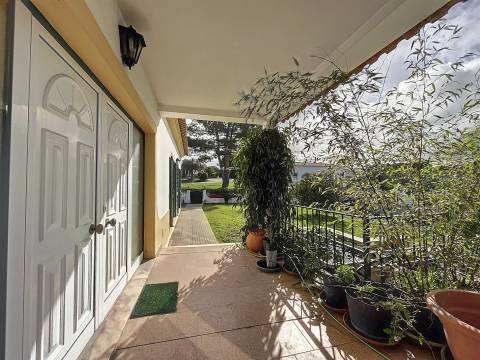 Moradia T4 Arrendamento em Nadadouro,Caldas da Rainha