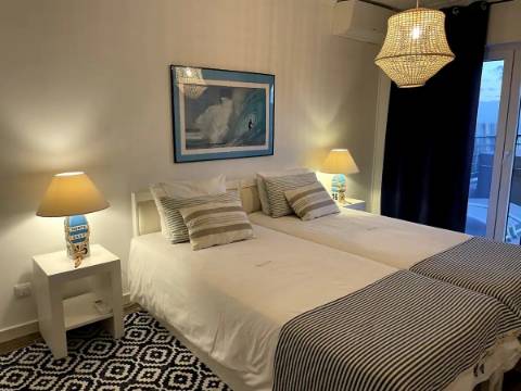 Apartamento T2 VENDA com vista para o mar Sky & Sea - Jacuzzi Terraço – Setúbal - Portugal, equipado