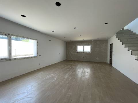 Moradia Geminada T3 Venda em São Roque,Oliveira de Azeméis