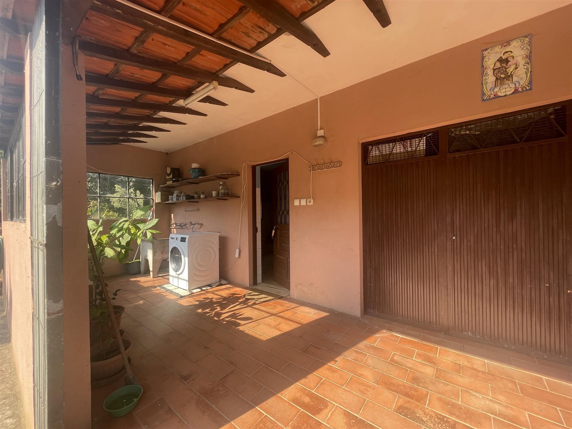 Moradia Isolada T4 Venda em Ossela,Oliveira de Azeméis