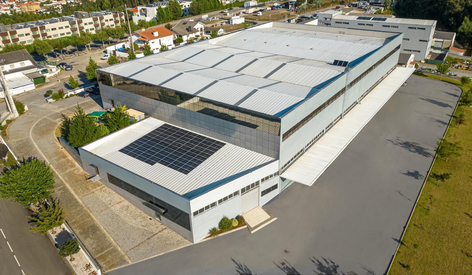 Fábrica/Indústria  Arrendamento em Escapães,Santa Maria da Feira