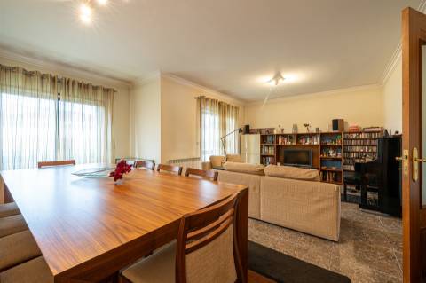 Moradia Geminada T3 Venda em Santa Maria da Feira, Travanca, Sanfins e Espargo,Santa Maria da Feira