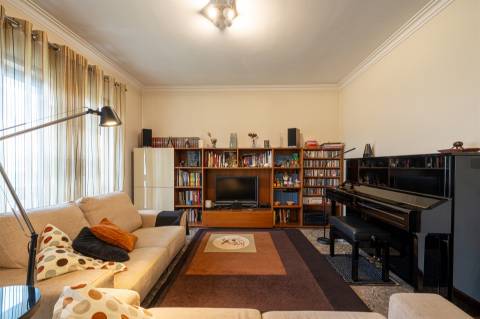 Moradia Geminada T3 Venda em Santa Maria da Feira, Travanca, Sanfins e Espargo,Santa Maria da Feira