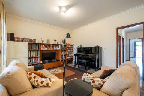 Moradia Geminada T3 Venda em Santa Maria da Feira, Travanca, Sanfins e Espargo,Santa Maria da Feira