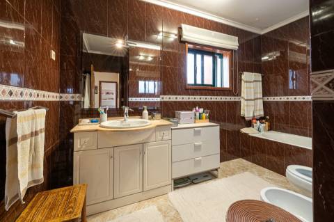 Moradia Geminada T3 Venda em Santa Maria da Feira, Travanca, Sanfins e Espargo,Santa Maria da Feira