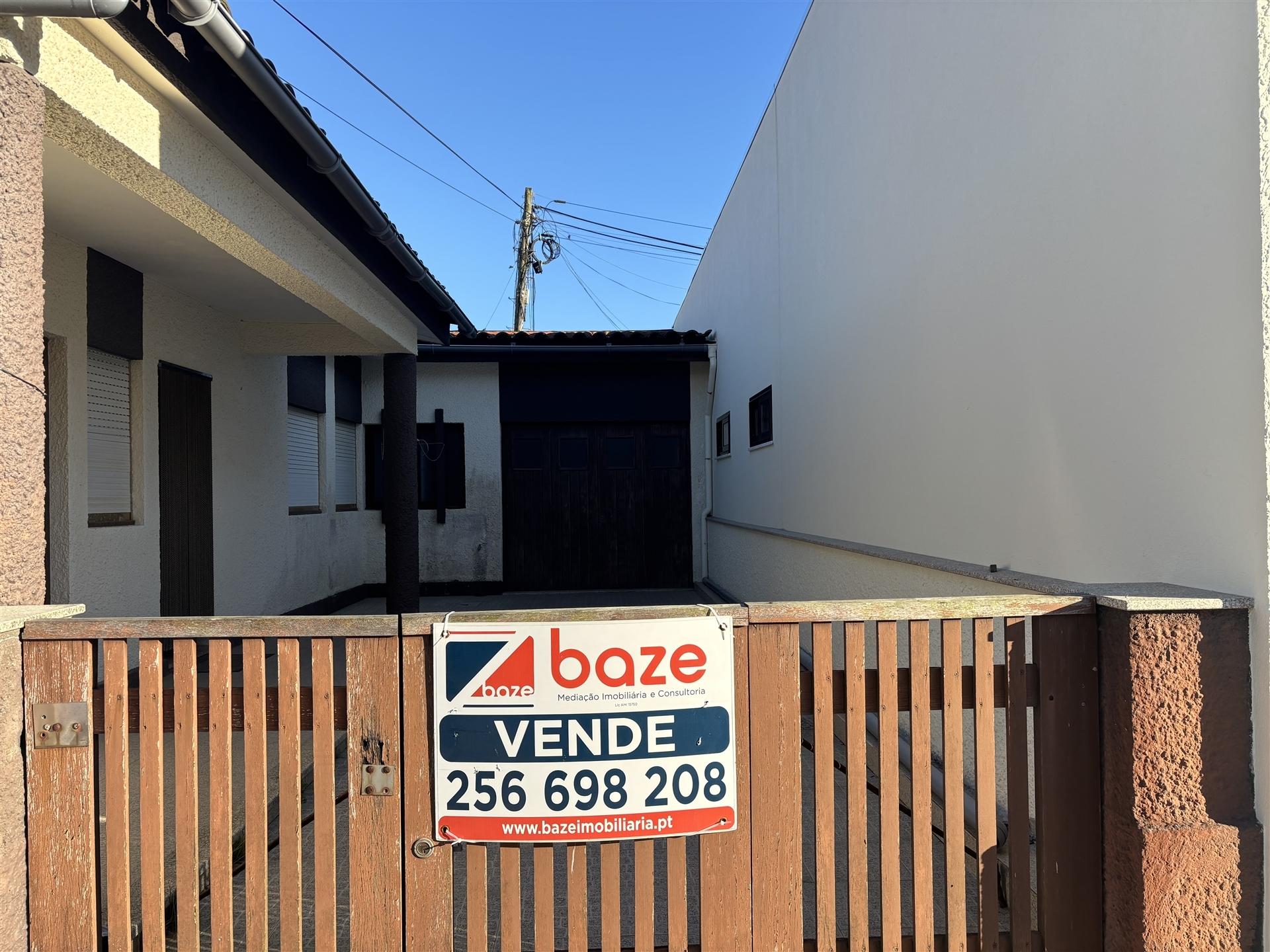 Moradia em Banda T3 Venda em Ovar, São João, Arada e São Vicente de Pereira Jusã,Ovar