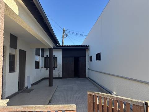 Moradia em Banda T3 Venda em Ovar, São João, Arada e São Vicente de Pereira Jusã,Ovar