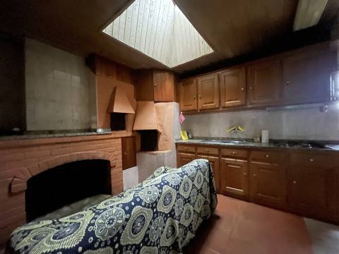 Moradia T4 Venda em Junqueira,Vale de Cambra