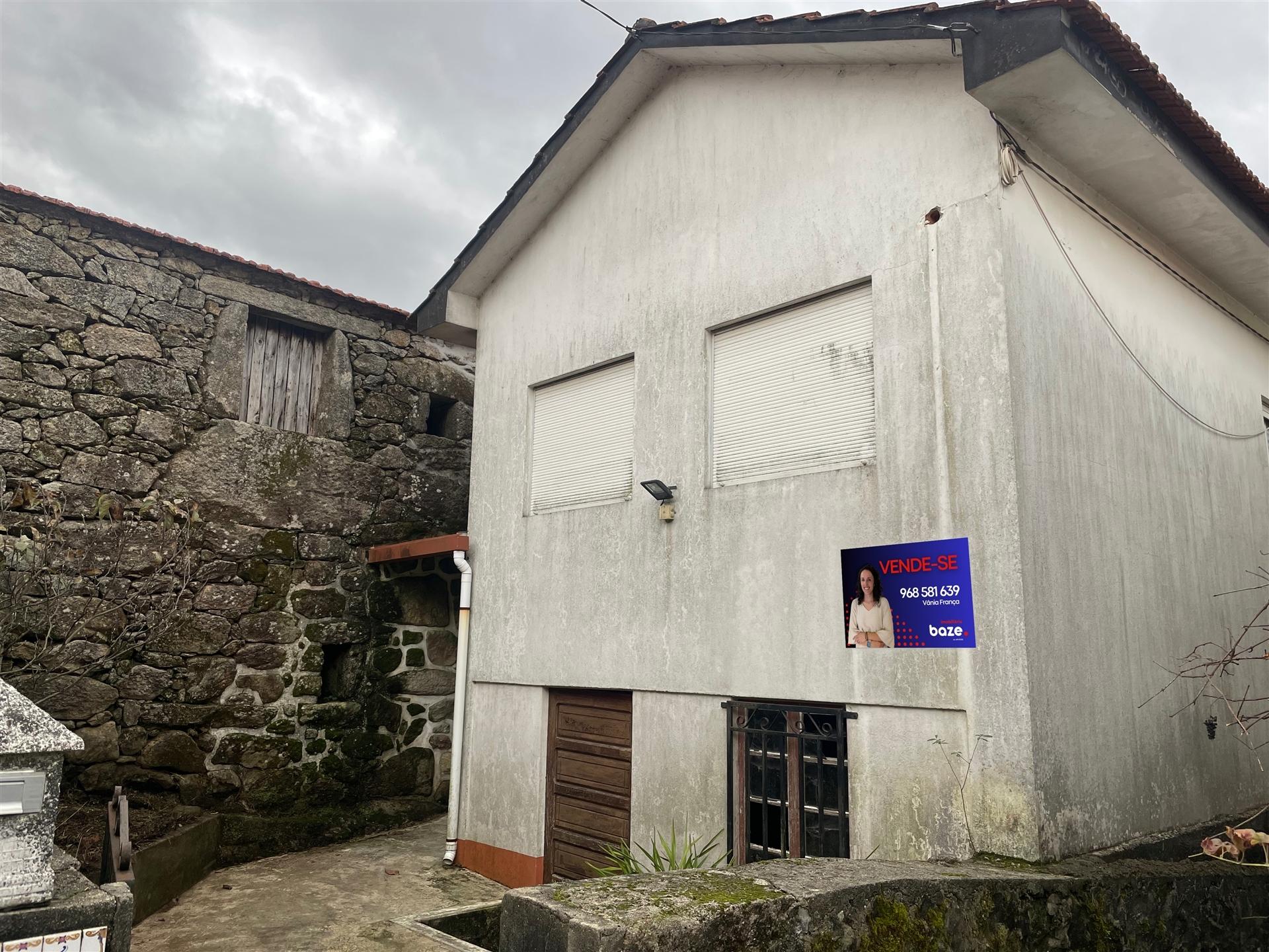 Moradia T4 Venda em Junqueira,Vale de Cambra