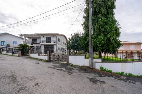 Moradia Isolada T3 Venda em Vila de Cucujães,Oliveira de Azeméis