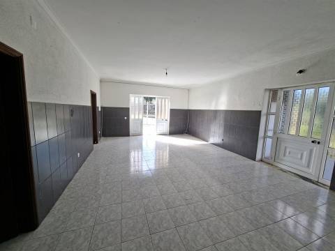 Moradia Geminada T5 Venda em São Miguel do Souto e Mosteirô,Santa Maria da Feira