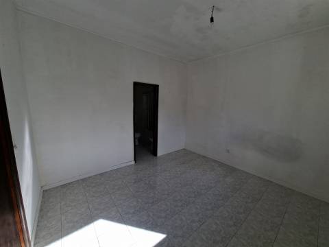 Moradia Geminada T5 Venda em São Miguel do Souto e Mosteirô,Santa Maria da Feira