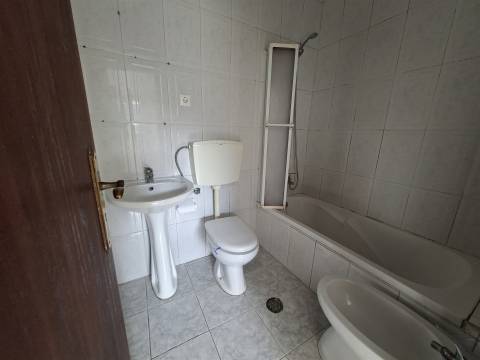 Moradia Geminada T5 Venda em São Miguel do Souto e Mosteirô,Santa Maria da Feira