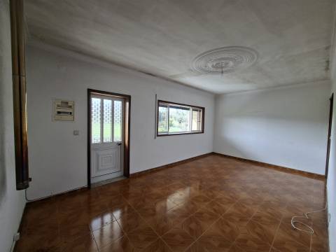 Moradia Geminada T5 Venda em São Miguel do Souto e Mosteirô,Santa Maria da Feira