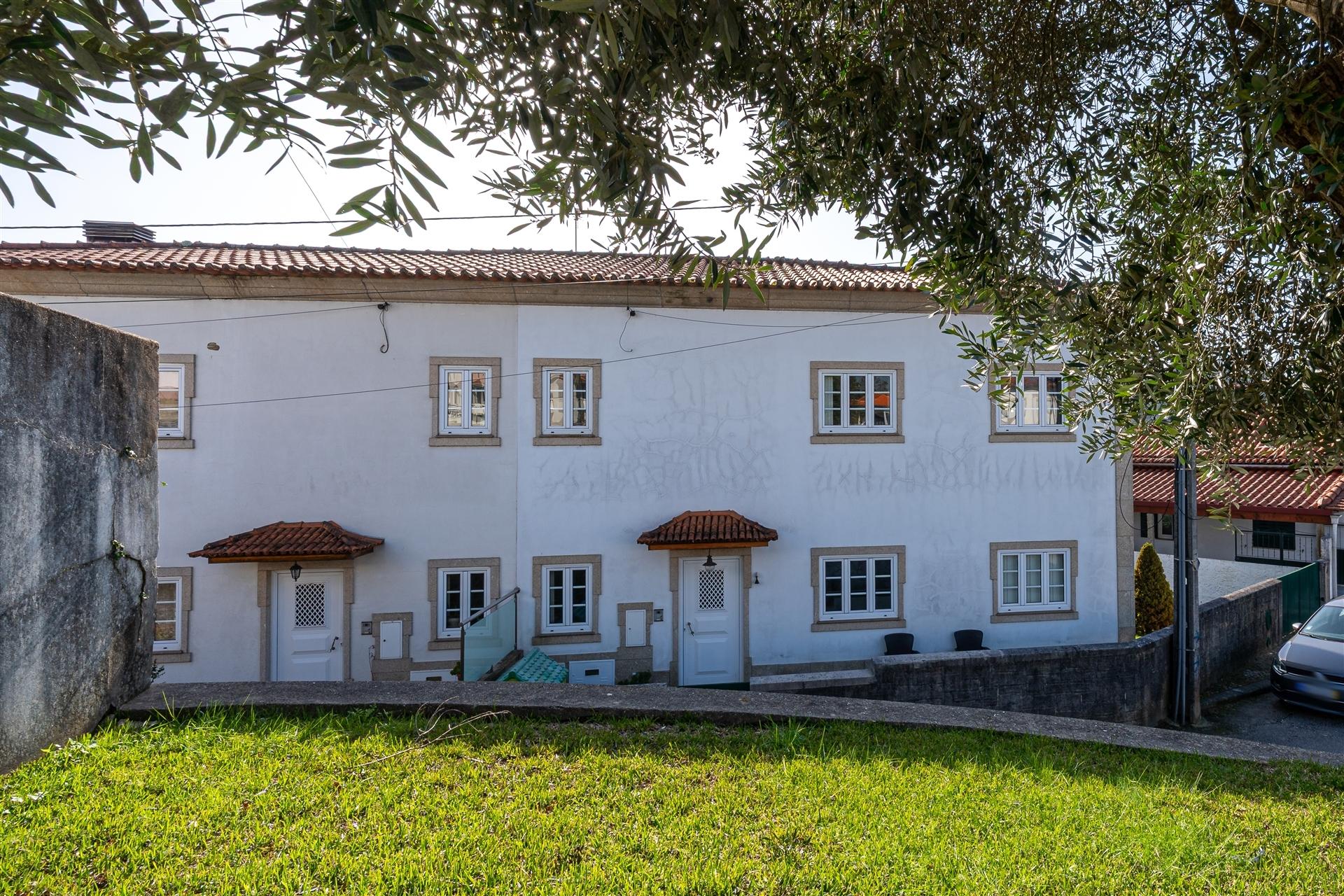 Moradia Geminada T3 Venda em Oliveira de Azeméis, Santiago de Riba-Ul, Ul, Macinhata da Seixa e Madail,Oliveira de Azeméis