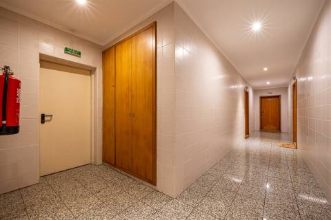 Apartamento T2, Porto, Vila Nova de Gaia, Pedroso e Seixezelo